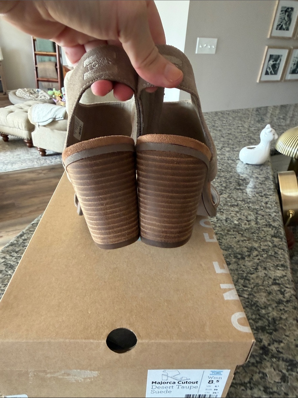 NIB Tom’s Majorca Cutout Heeled Sandal in Desert Taupe Suede - Picture 4 of 6